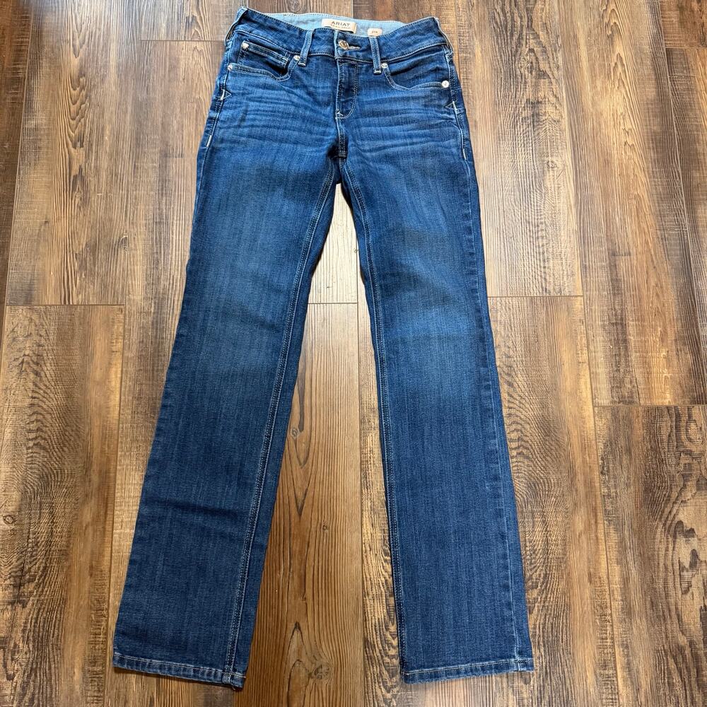 Ariat Women’s Perfect Rise Abby Straight Denim Jeans Medium Wash 27R Western